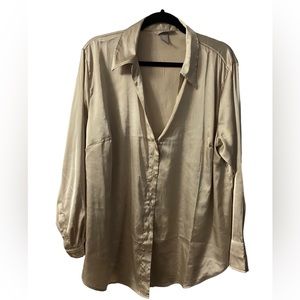 H&M taupe button up blouse